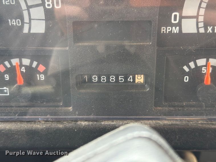 image for item FT6739 1996 Chevrolet Bluebird school bus
