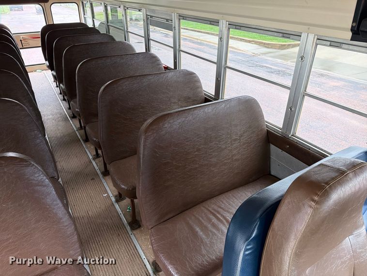 image for item FT6739 1996 Chevrolet Bluebird school bus