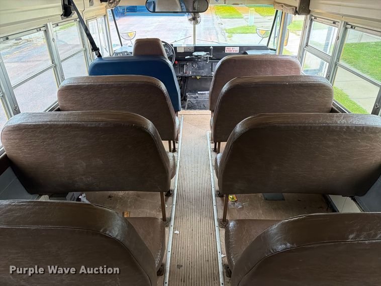 image for item FT6739 1996 Chevrolet Bluebird school bus