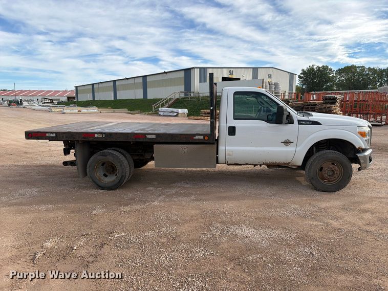 image for item FT6833 2013 Ford F350 Super Duty dump flatbed pickup truck