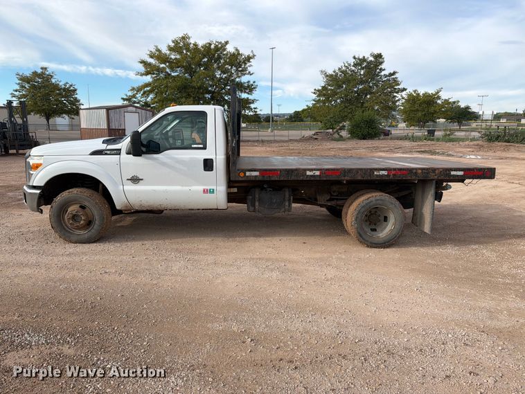 image for item FT6833 2013 Ford F350 Super Duty dump flatbed pickup truck