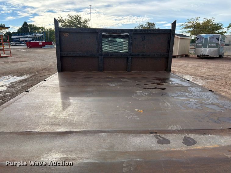 image for item FT6833 2013 Ford F350 Super Duty dump flatbed pickup truck