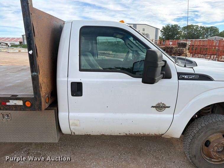 image for item FT6833 2013 Ford F350 Super Duty dump flatbed pickup truck