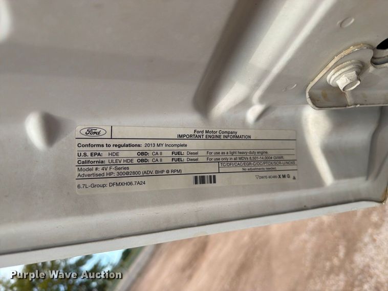 image for item FT6833 2013 Ford F350 Super Duty dump flatbed pickup truck