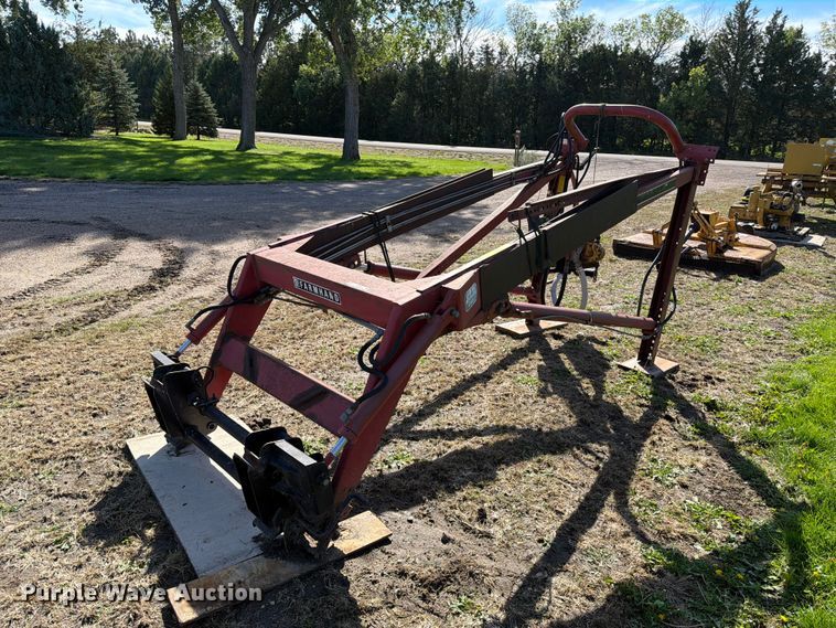Farmhand F11 loader