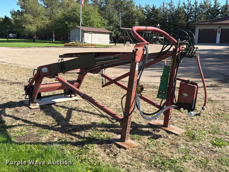 image for item FT6836 Farmhand F11 loader