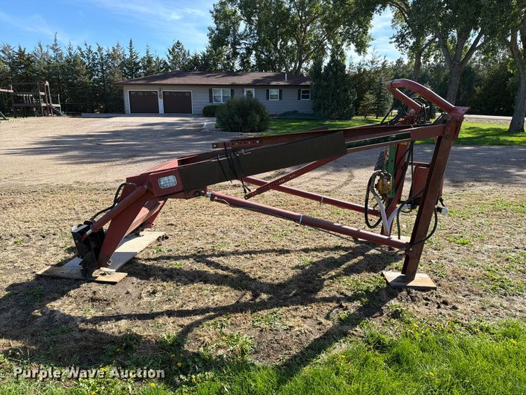 image for item FT6836 Farmhand F11 loader