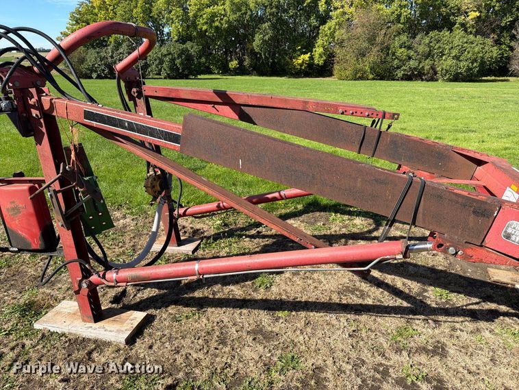 image for item FT6836 Farmhand F11 loader