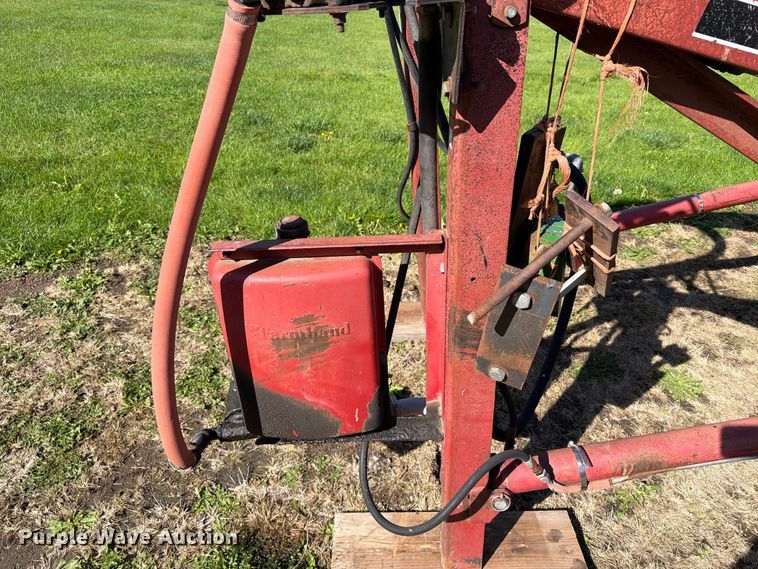 image for item FT6836 Farmhand F11 loader