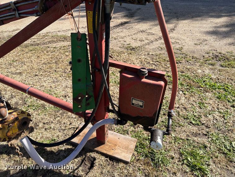 image for item FT6836 Farmhand F11 loader