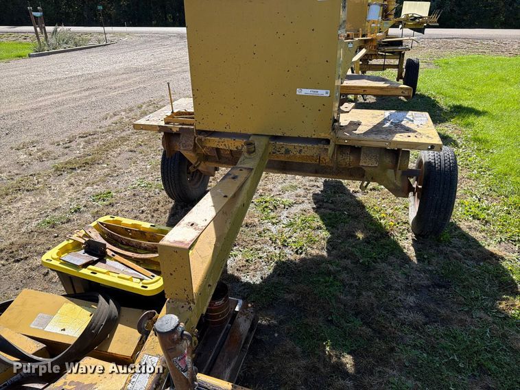 image for item FT6838 1988 Vermeer 665A stump grinder