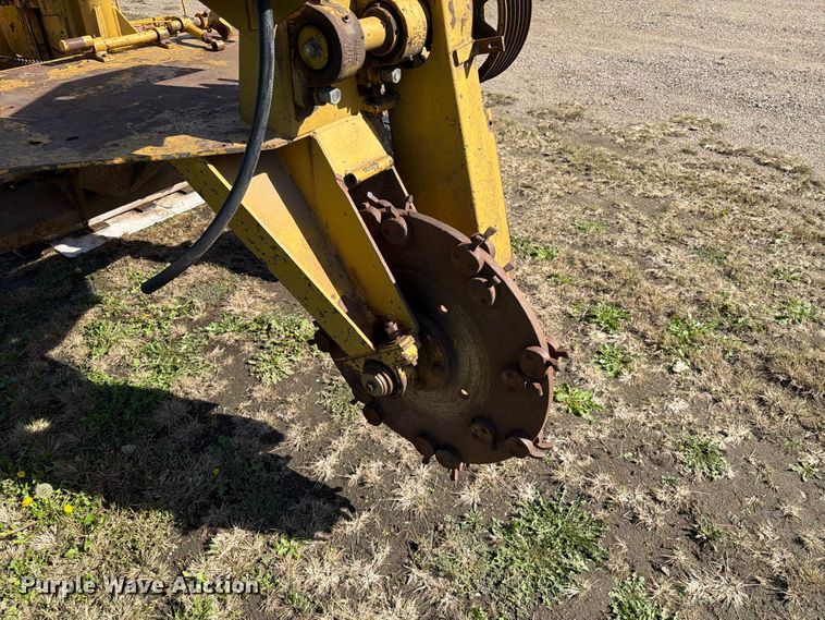 image for item FT6838 1988 Vermeer 665A stump grinder