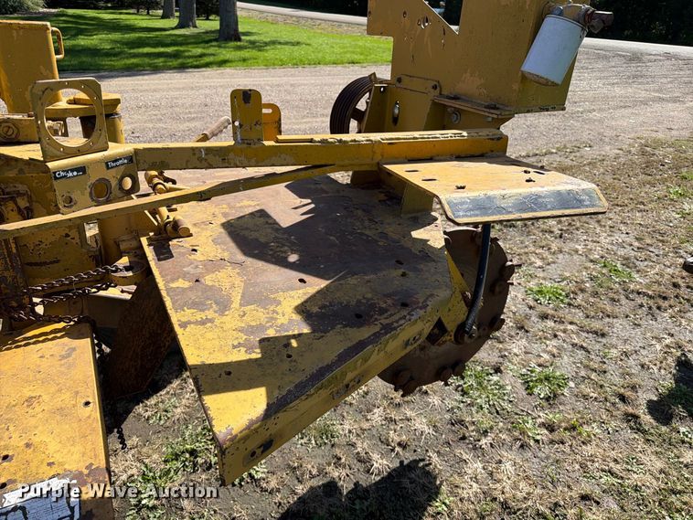 image for item FT6838 1988 Vermeer 665A stump grinder