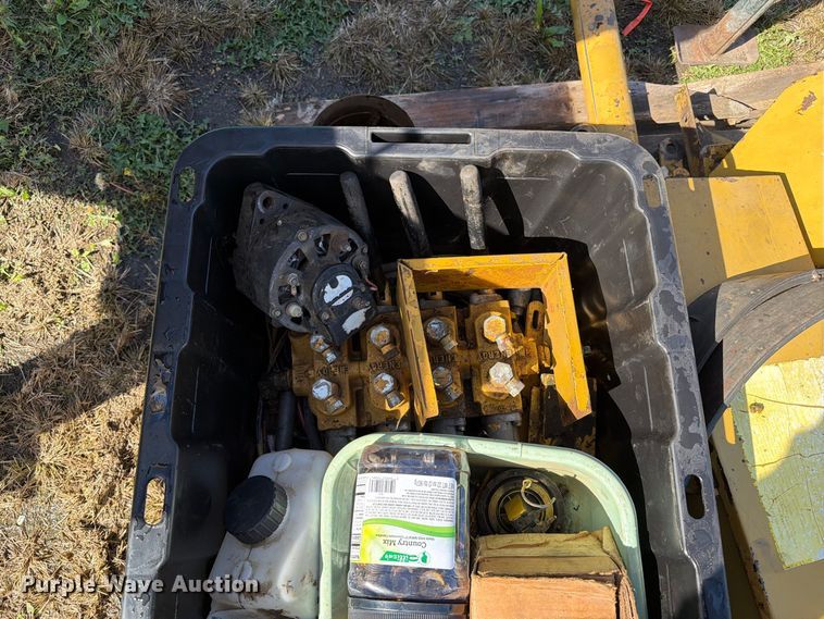 image for item FT6838 1988 Vermeer 665A stump grinder