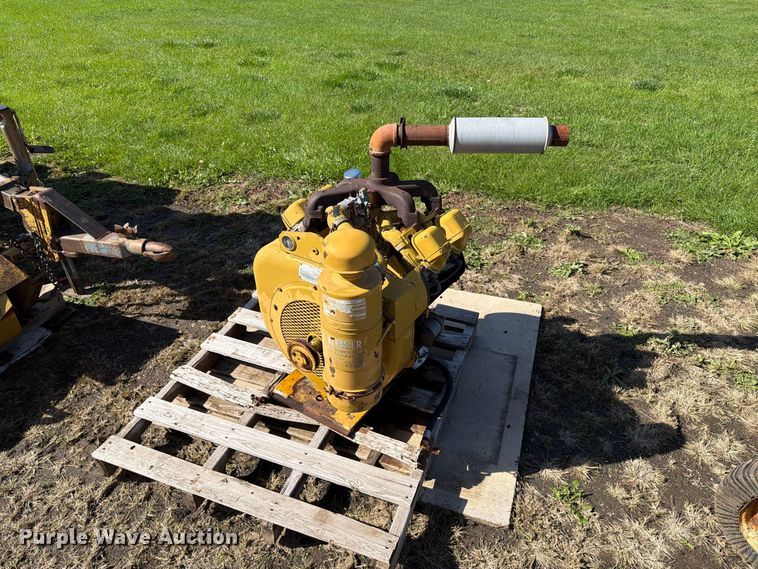 image for item FT6838 1988 Vermeer 665A stump grinder