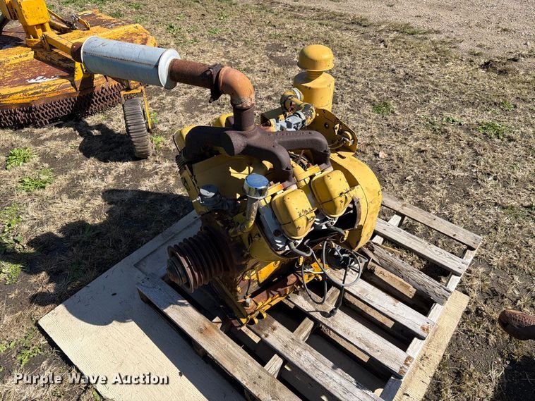 image for item FT6838 1988 Vermeer 665A stump grinder