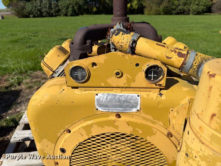 image for item FT6838 1988 Vermeer 665A stump grinder