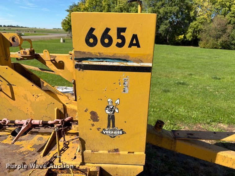 image for item FT6838 1988 Vermeer 665A stump grinder