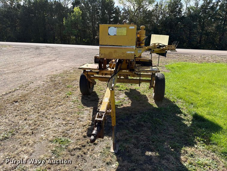 image for item FT6839 1980 Vermeer 655A wood chipper