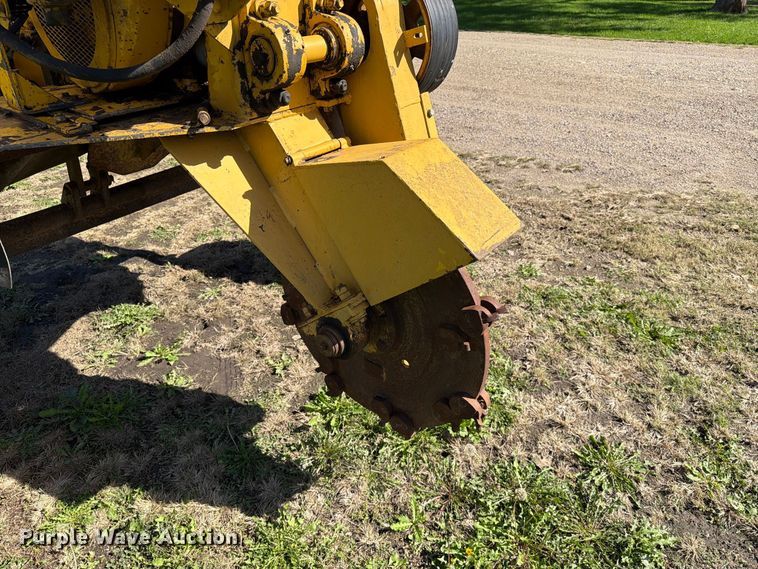 image for item FT6839 1980 Vermeer 655A wood chipper