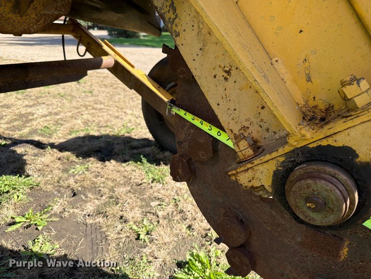 image for item FT6839 1980 Vermeer 655A wood chipper