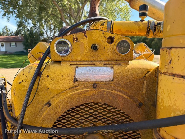 image for item FT6839 1980 Vermeer 655A wood chipper