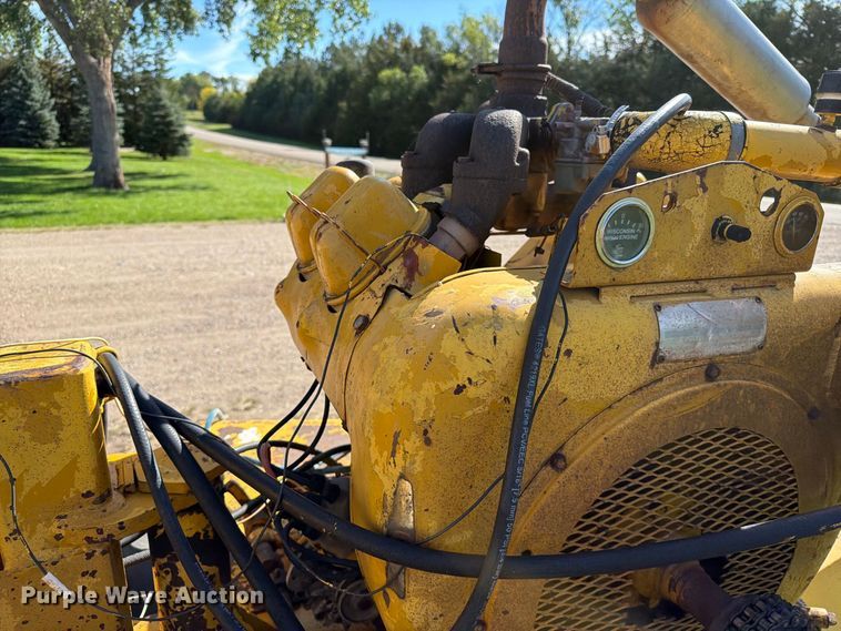 image for item FT6839 1980 Vermeer 655A wood chipper