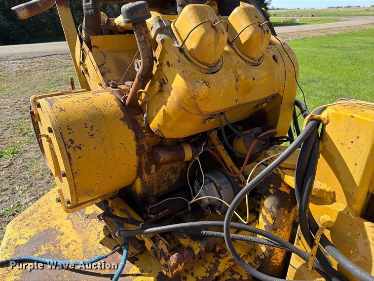 image for item FT6839 1980 Vermeer 655A wood chipper