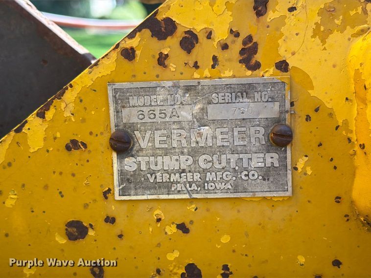 image for item FT6839 1980 Vermeer 655A wood chipper