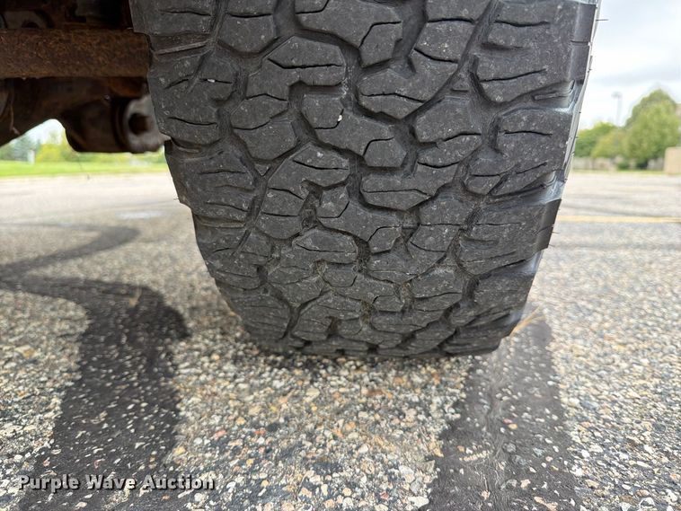 image for item FT7512 2013 Ford F250 Super Duty pickup truck