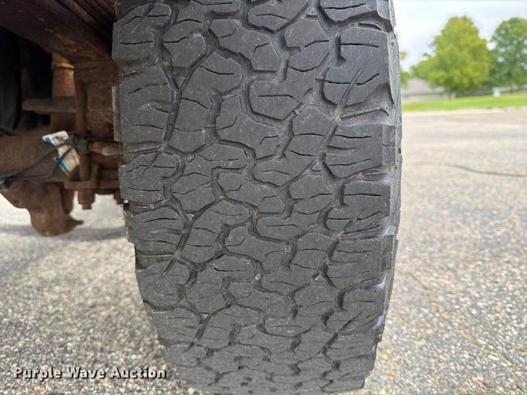 image for item FT7512 2013 Ford F250 Super Duty pickup truck