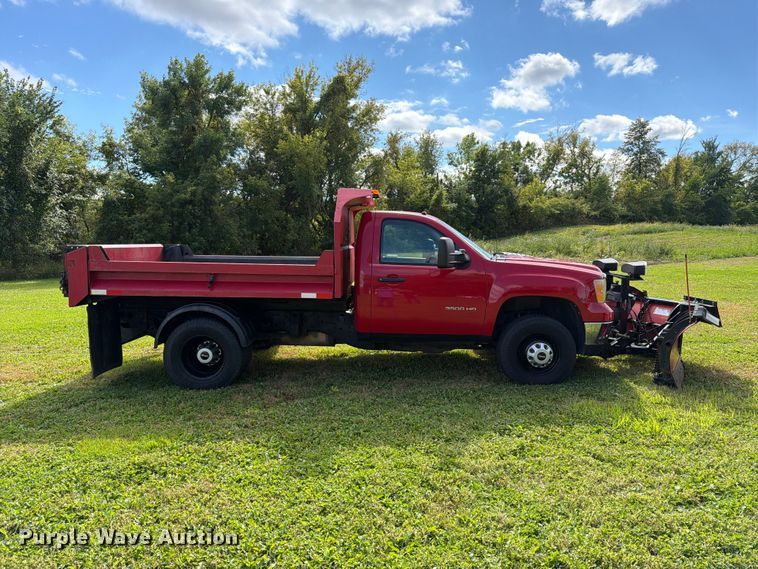 image for item FT8115 2011 GMC Sierra 3500HD dump bed pickup truck