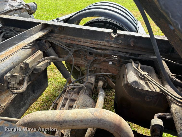 image for item FT8115 2011 GMC Sierra 3500HD dump bed pickup truck