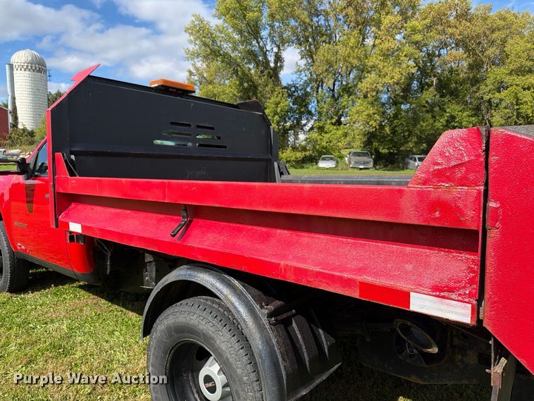 image for item FT8115 2011 GMC Sierra 3500HD dump bed pickup truck