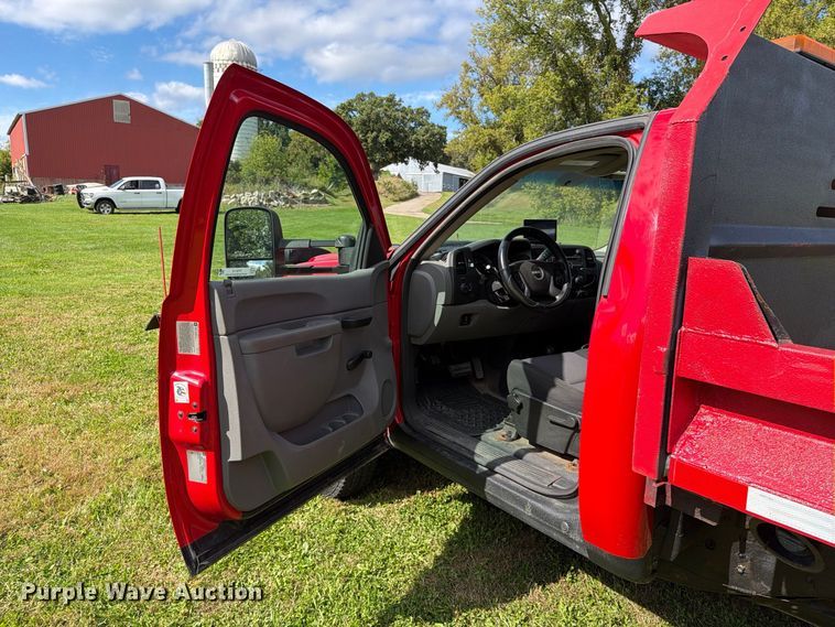 image for item FT8115 2011 GMC Sierra 3500HD dump bed pickup truck