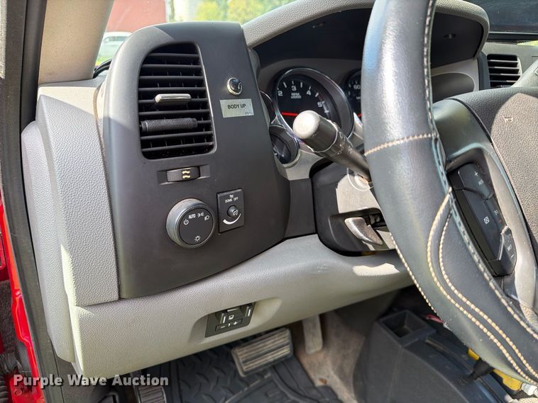 image for item FT8115 2011 GMC Sierra 3500HD dump bed pickup truck