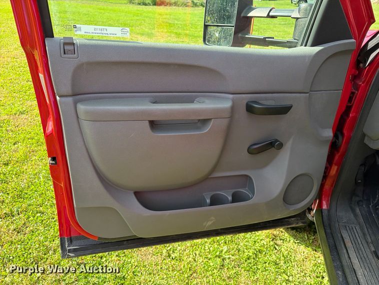 image for item FT8115 2011 GMC Sierra 3500HD dump bed pickup truck