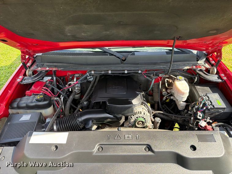 image for item FT8115 2011 GMC Sierra 3500HD dump bed pickup truck