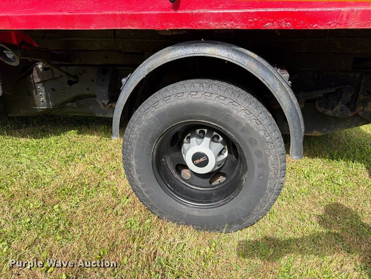image for item FT8115 2011 GMC Sierra 3500HD dump bed pickup truck
