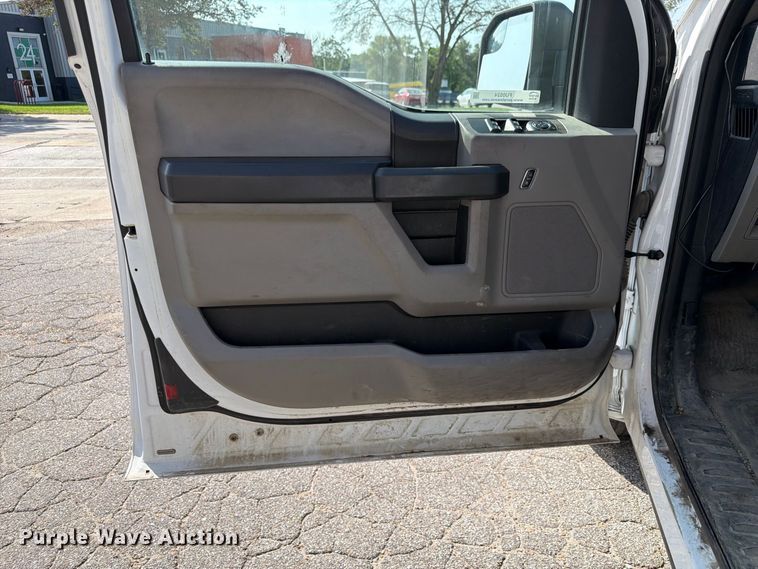 image for item FU0524 2017 Ford F150 Ext. Cab pickup truck