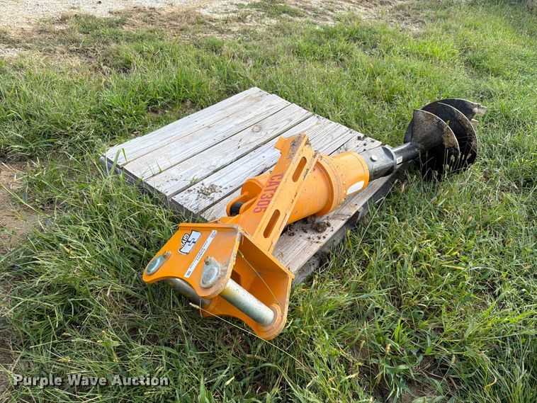 image for item FU4672 GIYI B-305TJLXZ-144 excavator auger