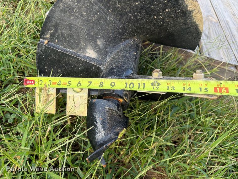 image for item FU4672 GIYI B-305TJLXZ-144 excavator auger