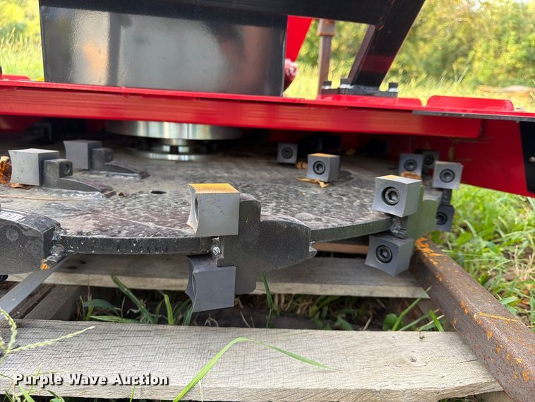 image for item FU4673 2026 GIYI EDM320 excavator disc mulcher