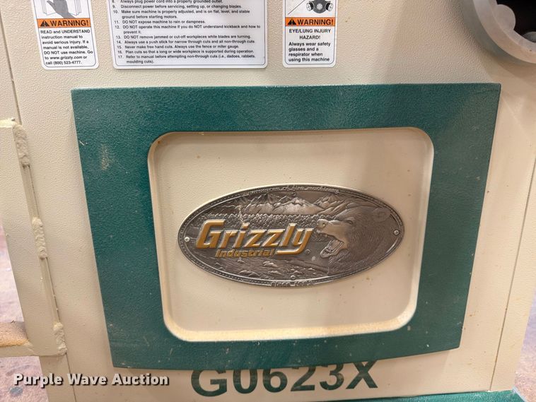 image for item FU4674 2011 Grizzly G0623X table saw