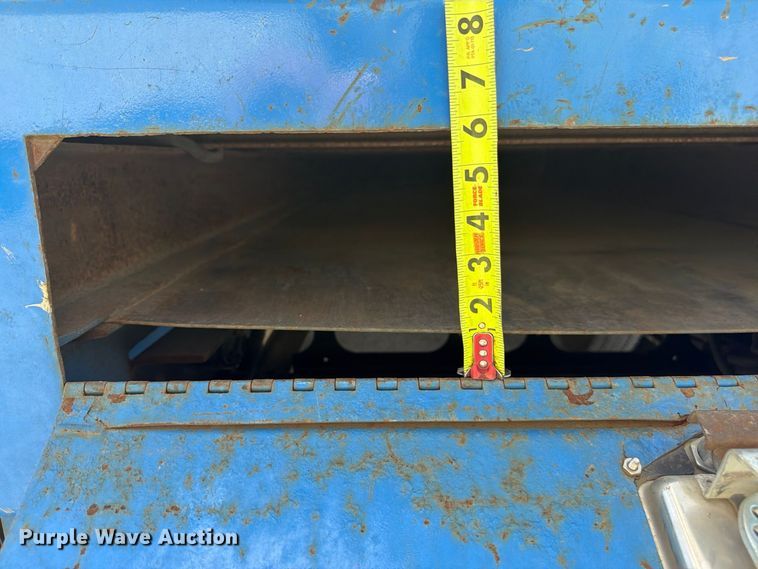 image for item FU4677 2022 Chevrolet Silverado 5500HD flatbed truck