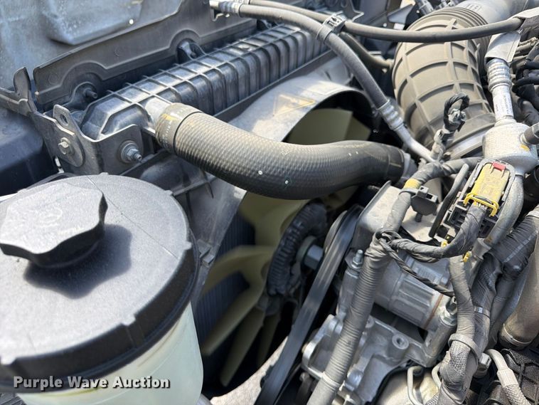 image for item FU4677 2022 Chevrolet Silverado 5500HD flatbed truck