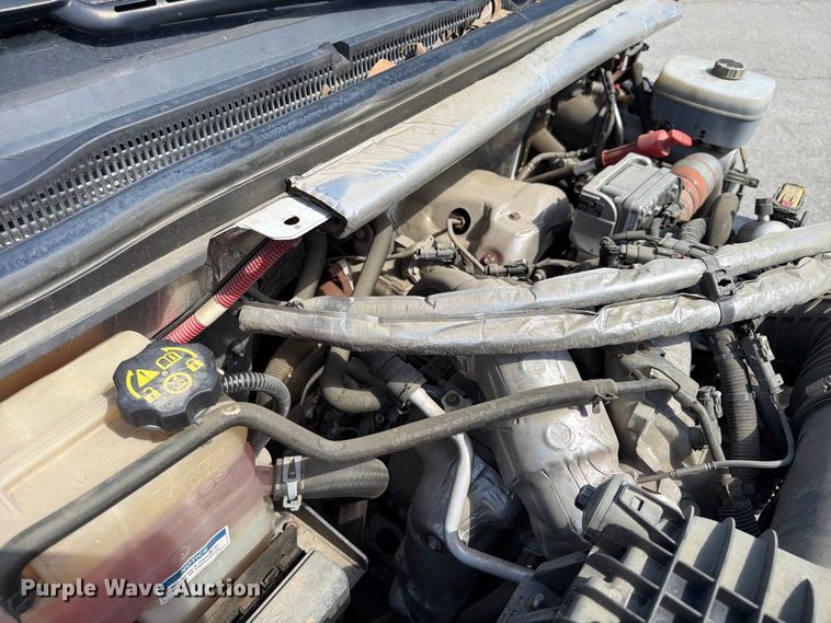 image for item FU4677 2022 Chevrolet Silverado 5500HD flatbed truck
