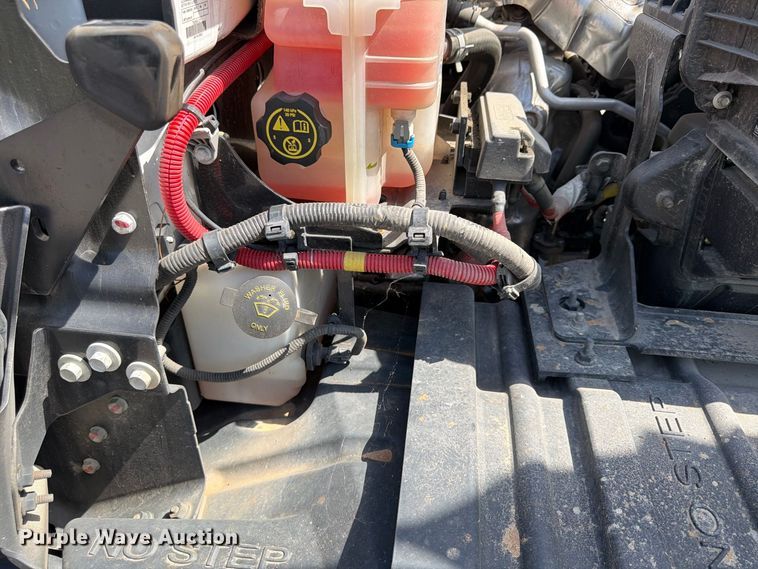 image for item FU4677 2022 Chevrolet Silverado 5500HD flatbed truck