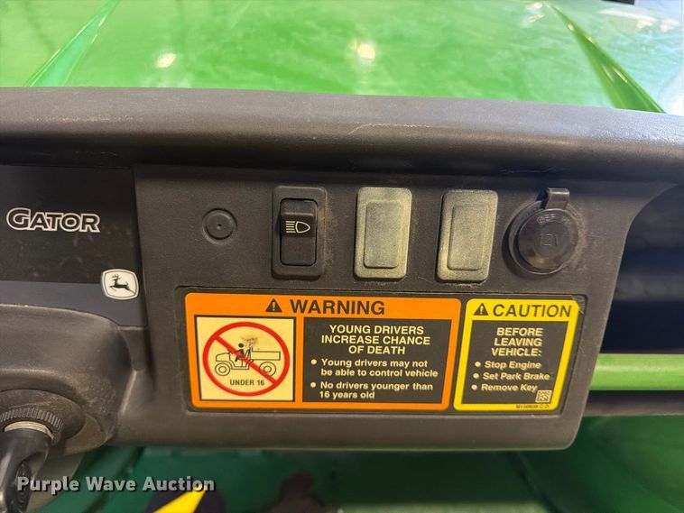 image for item FU4678 2017 John Deere TX Gator utility vehicle