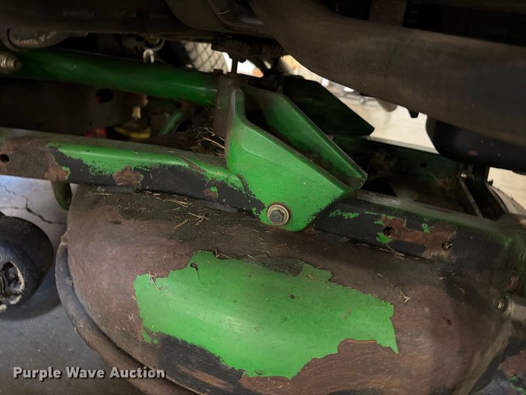 image for item FU4679 2009 John Deere 7400 lawn mower